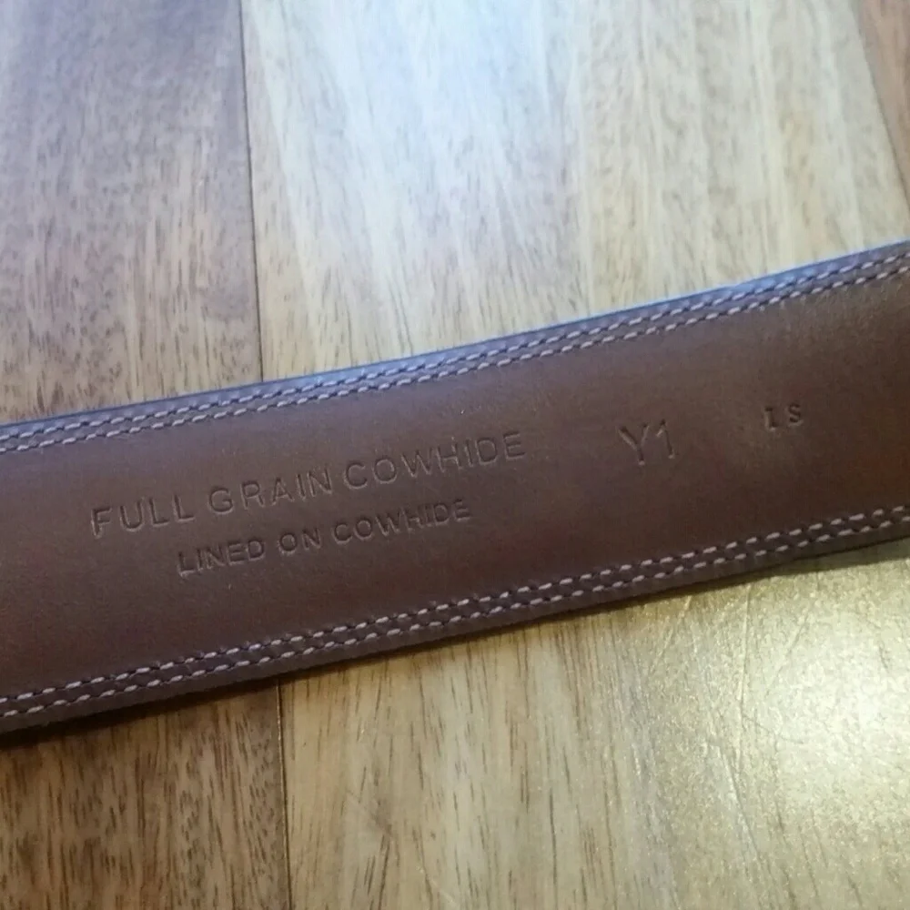 PERRY ELLIS PORTFOLIO COWHIDE BELT mens